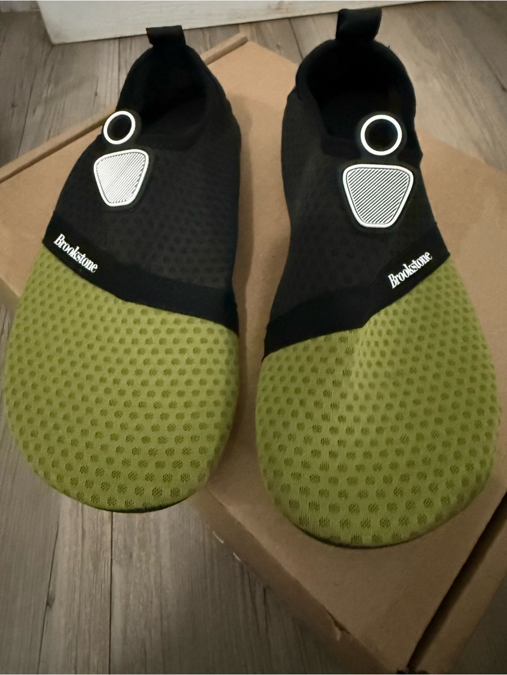 Brookstone Water Walkers Mesh Slip-On Shoes unisex